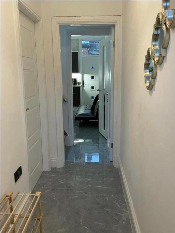 Entire 5 Star Luxury Whalley House Wifi Tv Luxury Burnley Buitenkant foto